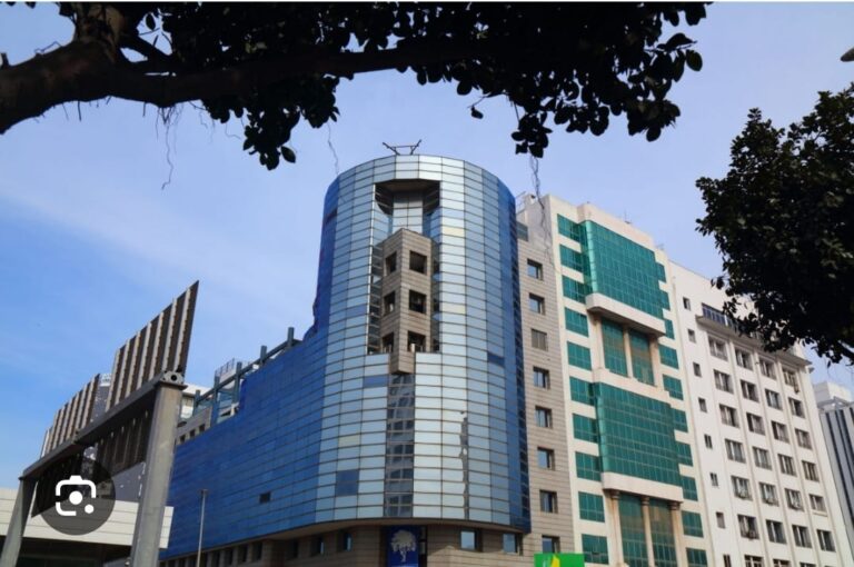 بورصة الدار البيضاء تستهل تداولاتها على وقع الارتفاع