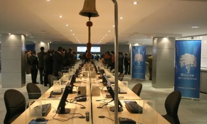 بورصة الدار البيضاء تستهل تداولاتها على وقع الانخفاض