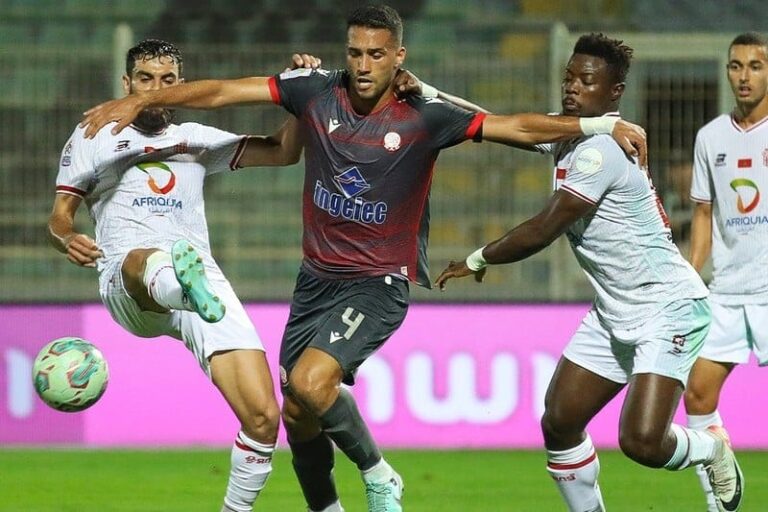 ملف التحكيم يثير غضب الوداد الرياضي مجددًا: سلسلة الأخطاء تؤثر على نتائج الفريق