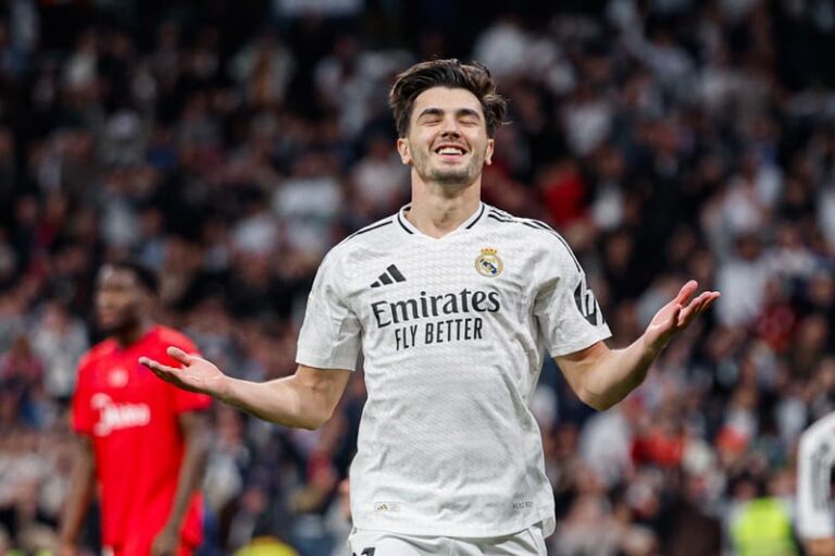 براهيم دياز يعبر عن سعادته بالفوز على إشبيلية ويشيد بدعم جماهير ريال مدريد.