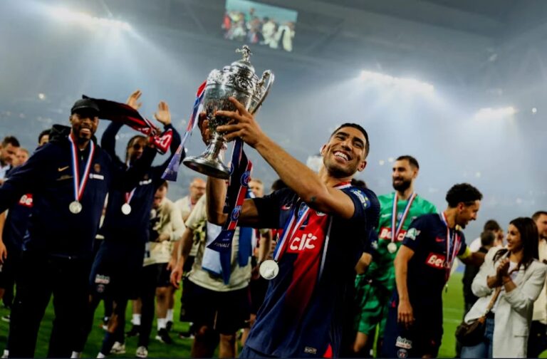 المغاربة يتألقون في سباق جوائز “الكاف” 2024: حكيمي ومسودي في الصدارة