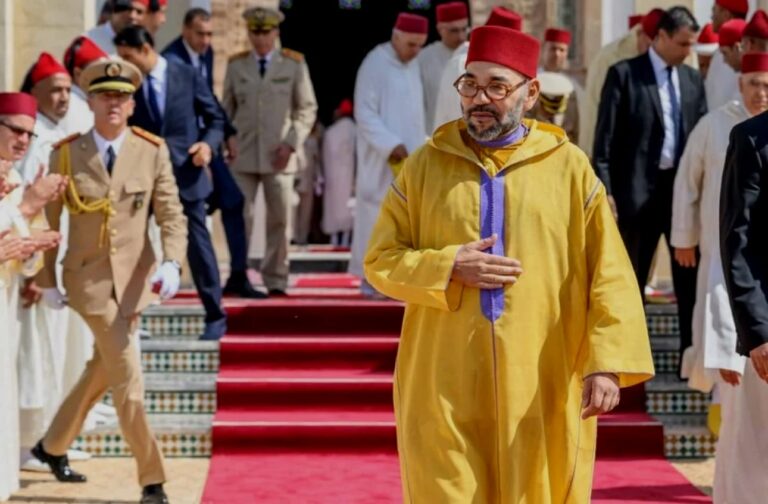 بلاغ من الديوان الملكي: الملك محمد السادس يترأس جلسة عمل لمراجعة مدونة الأسرة ا