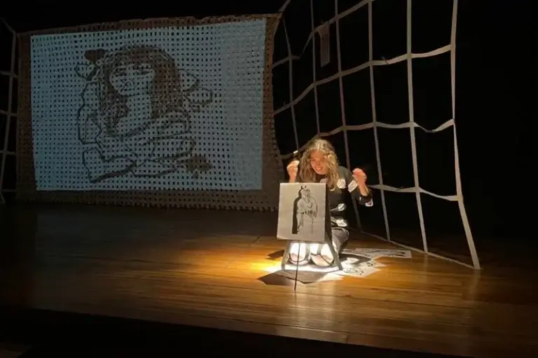 Theatre Message Avant La Mort