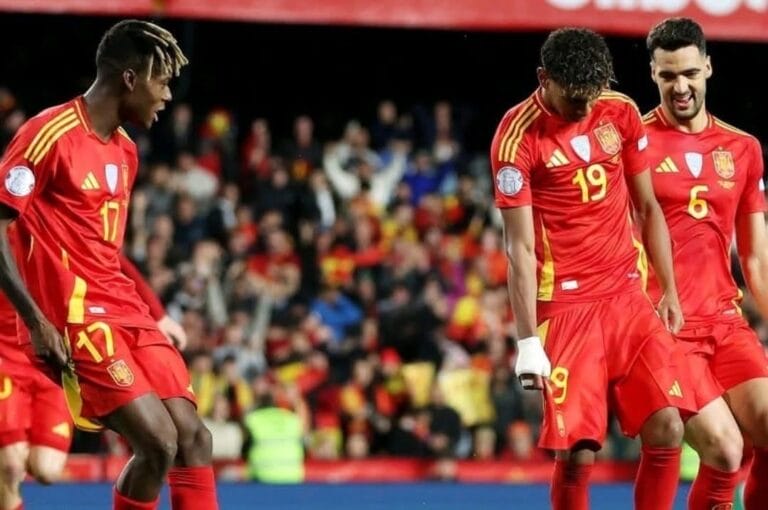 فرنسا وإسبانيا تعبران إلى نصف نهائي دوري الأمم الأوروبية بركلات الترجيح Img 5624