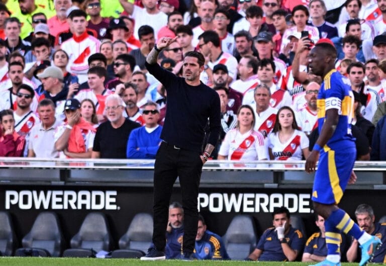 بوكا جونيورز يُقيل غاغو بعد خسارة “السوبر كلاسيكو” Img 7640