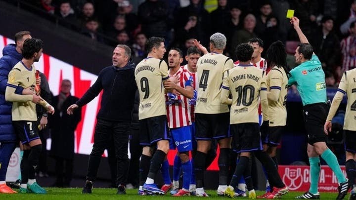 برشلونة يدرس شكوى رسمية ضد التحكيم بعد الخسارة أمام أتلتيكو مدريد في كأس الملك