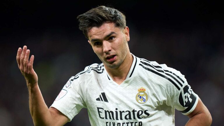 باريس سان جيرمان يستهدف ضم إبراهيم دياز لتعزيز هجومه قبل الموسم الجديد