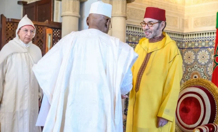 جلالة الملك يستقبل بالقصر الملكي بالرباط عددا من السفراء الأجانب
