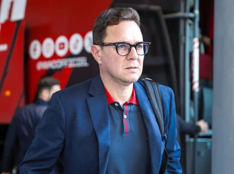 بنهاشم يحسم الجدل حول مستقبله مع الوداد قبل مواجهة أولمبيك آسفي في كأس الكونفدرالية