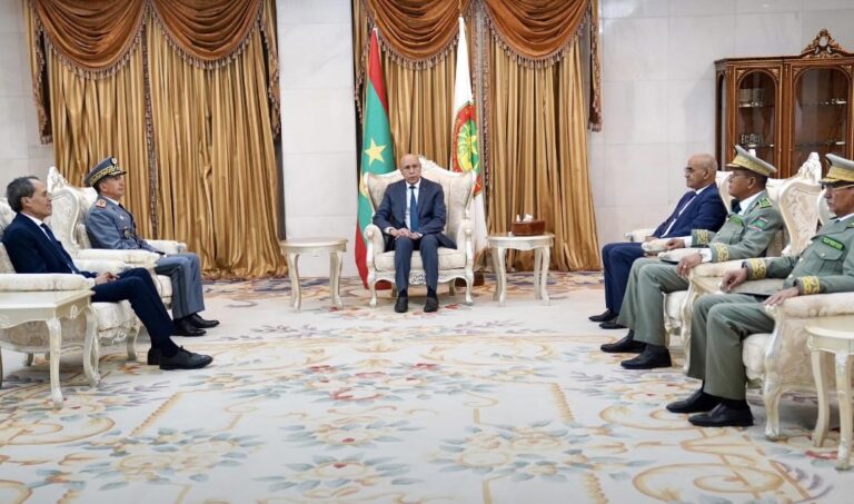 الرئيس الموريتاني يستقبل المفتش العام للقوات المسلحة الملكية بنواكشوط