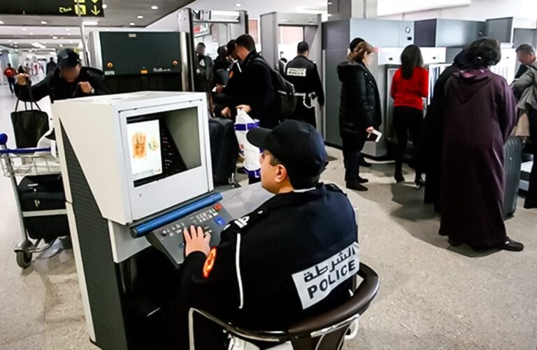 توقيف بريطاني مبحوث عنه دولياً بمطار محمد الخامس في قضية تهريب مخدرات