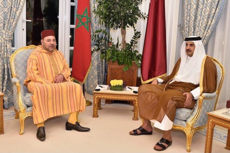 الملك محمد السادس يعزي أمير دولة قطر في وفاة الأمير الوالد الشيخ حمد بن خليفة آل ثاني