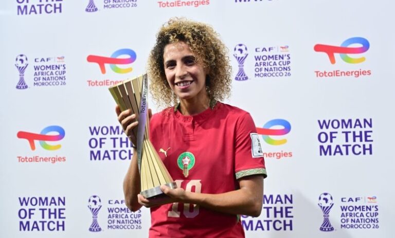 سناء مسودي تقود لبؤات الأطلس للصدارة وتتوج بجائزة أفضل لاعبة في كأس إفريقيا للسيدات