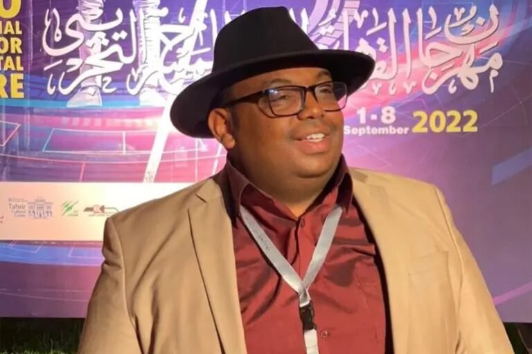 «المصعد».. مسرحية جديدة لأمين ناسور تنطلق من الرباط