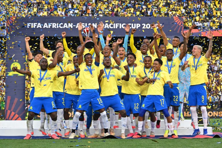 صنداونز يهزم الأهلي السعودي ويتوج بكأس أفريقيا-آسيا-المحيط الهادئ FIFA